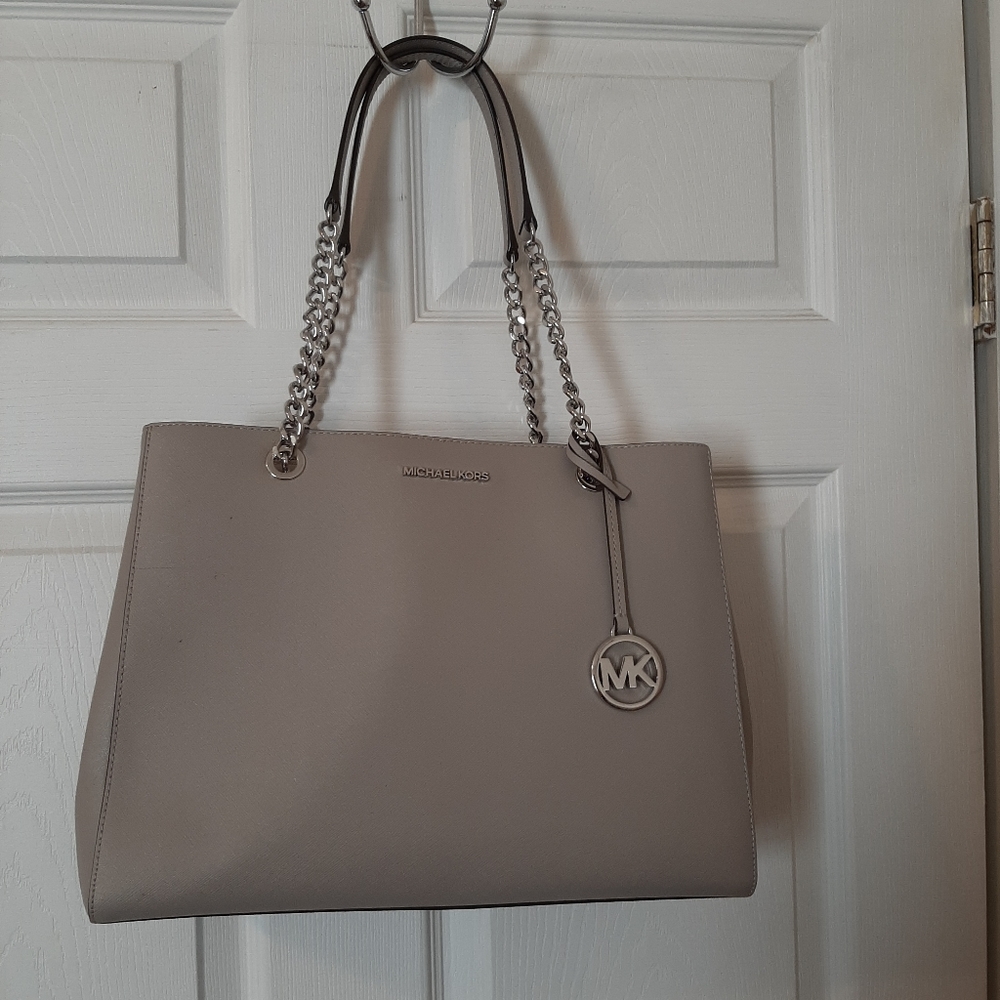 Michael kors cynthia large tote